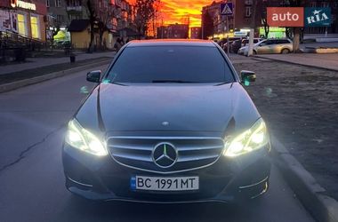 Седан Mercedes-Benz E-Class 2013 в Шептицькому