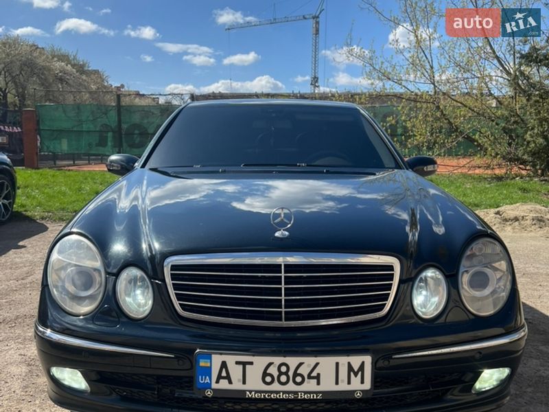 Mercedes-Benz E-Class 2002
