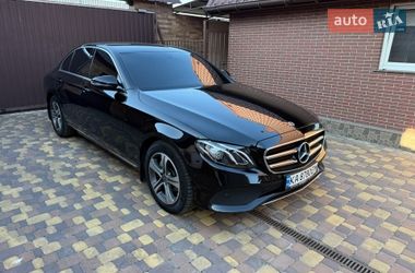 Седан Mercedes-Benz E-Class 2018 в Києві