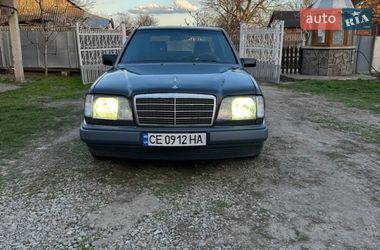 Седан Mercedes-Benz E-Class 1995 в Чернівцях