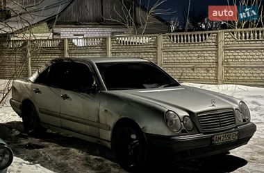 Седан Mercedes-Benz E-Class 1999 в Житомире