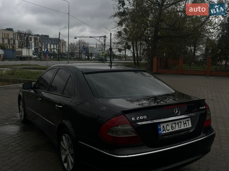 Седан Mercedes-Benz E-Class 2007 в Луцке