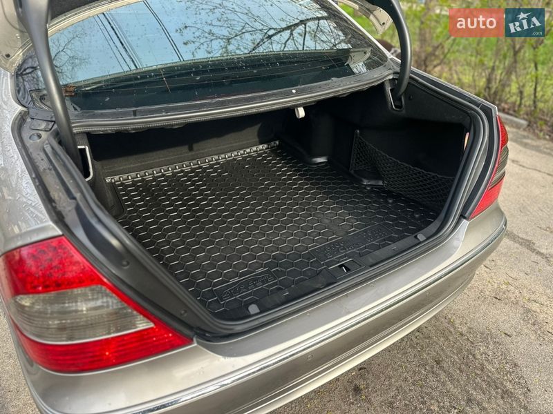Седан Mercedes-Benz E-Class 2006 в Одессе