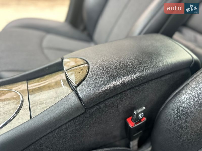 Седан Mercedes-Benz E-Class 2006 в Одессе