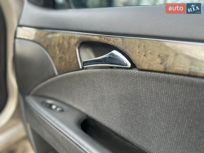 Седан Mercedes-Benz E-Class 2006 в Одессе