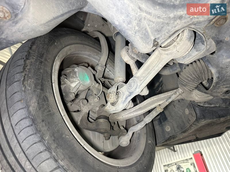 Седан Mercedes-Benz E-Class 2006 в Одессе