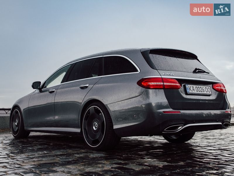 Универсал Mercedes-Benz E-Class 2018 в Киеве