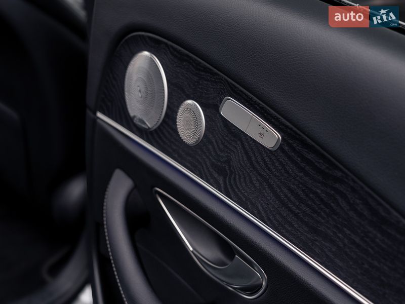 Универсал Mercedes-Benz E-Class 2018 в Киеве