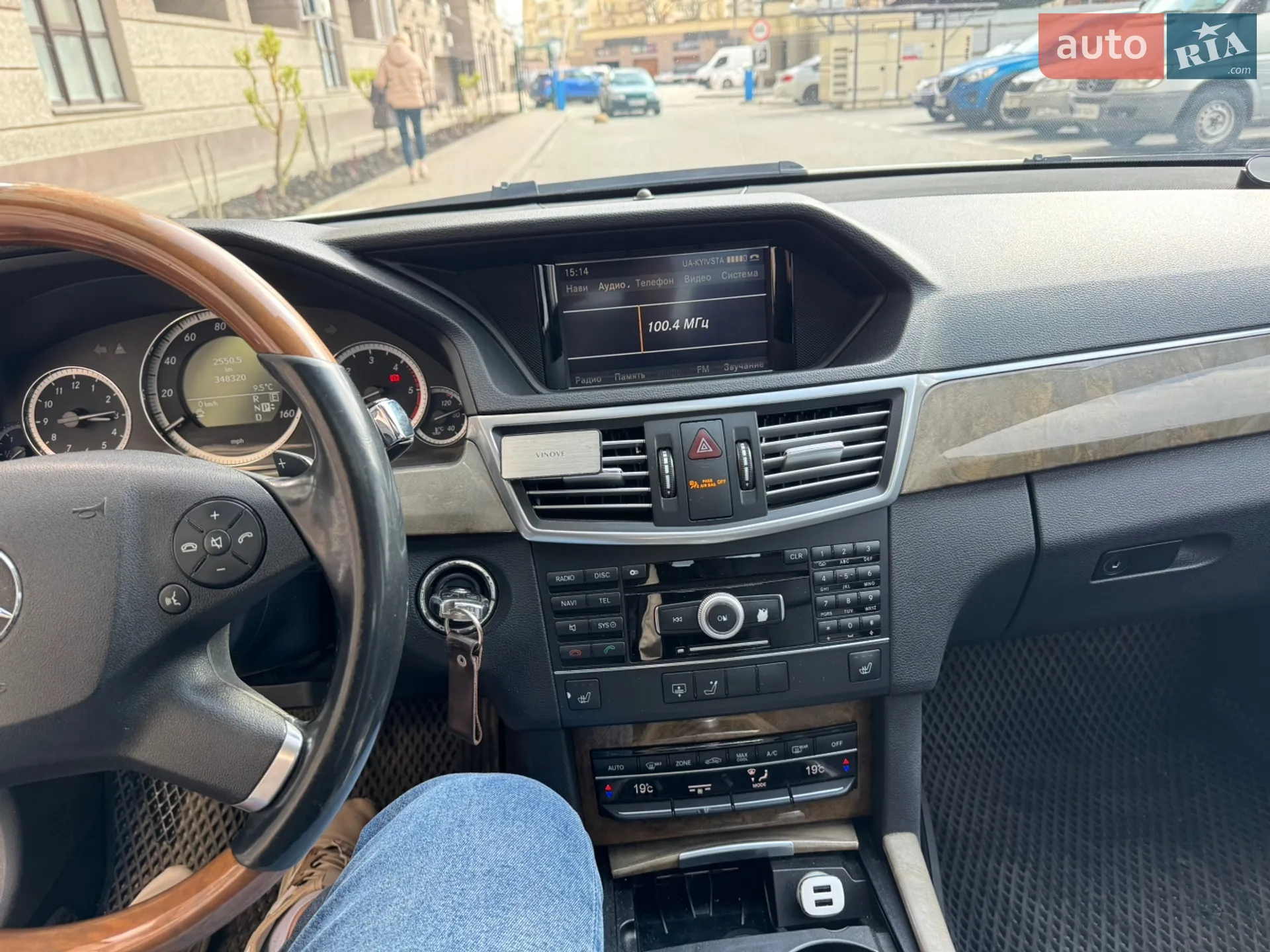 2010 Mercedes-Benz E-klasse - мініатюра 12