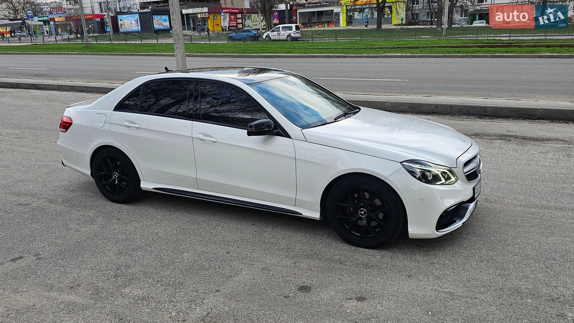 2013 Mercedes-Benz E-klasse - мініатюра 11
