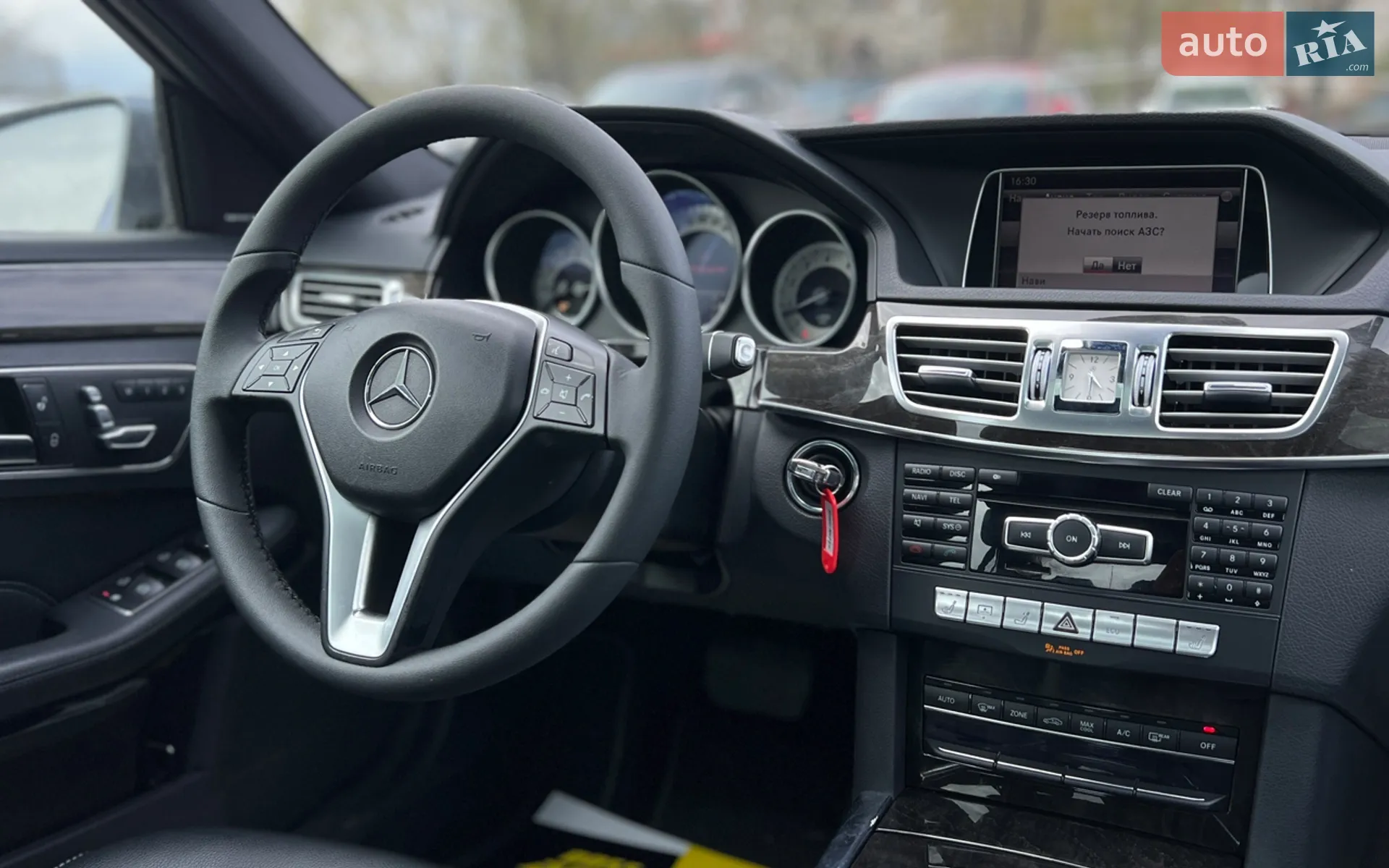 2013 Mercedes-Benz E-klasse - мініатюра 20