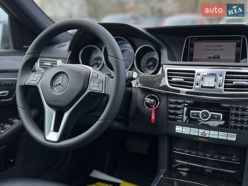 Седан Mercedes-Benz E-Class 2013 в Львове