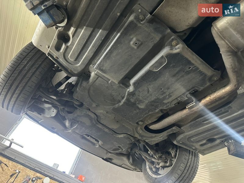 Седан Mercedes-Benz E-Class 2003 в Костополе