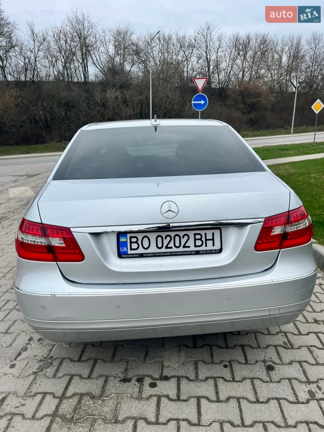 2010 Mercedes-Benz E-klasse - мініатюра 7