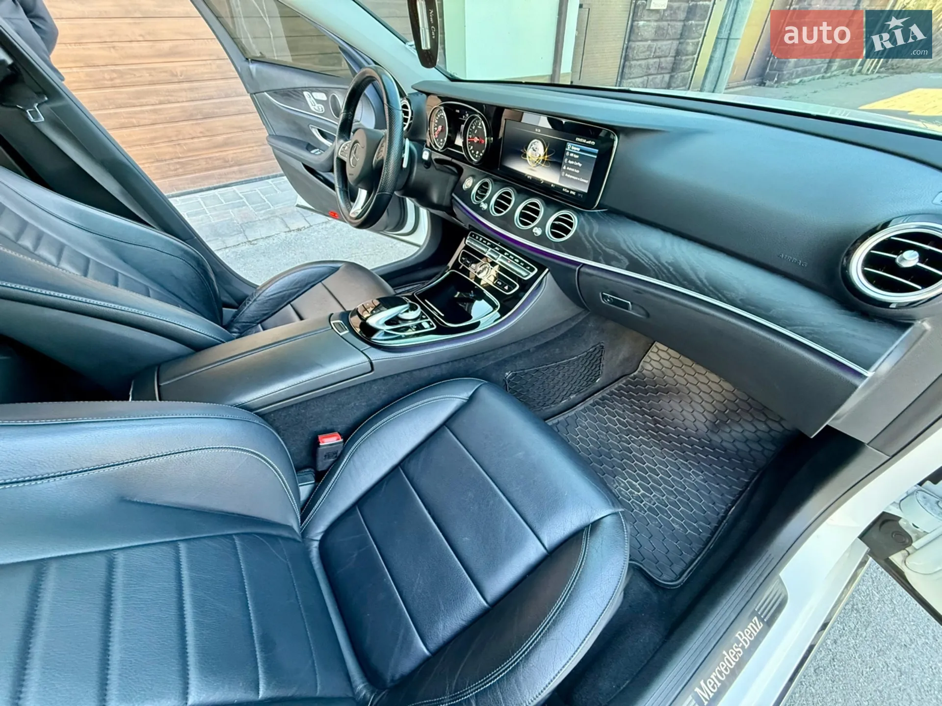 2016 Mercedes-Benz E-klasse - мініатюра 29