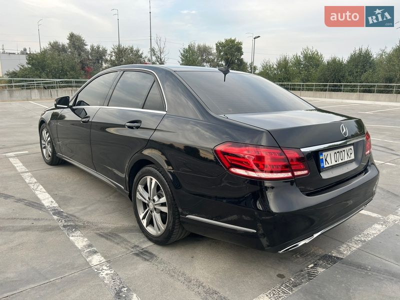 Седан Mercedes-Benz E-Class 2015 в Киеве
