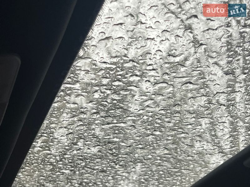 Седан Mercedes-Benz E-Class 2000 в Хмельницком