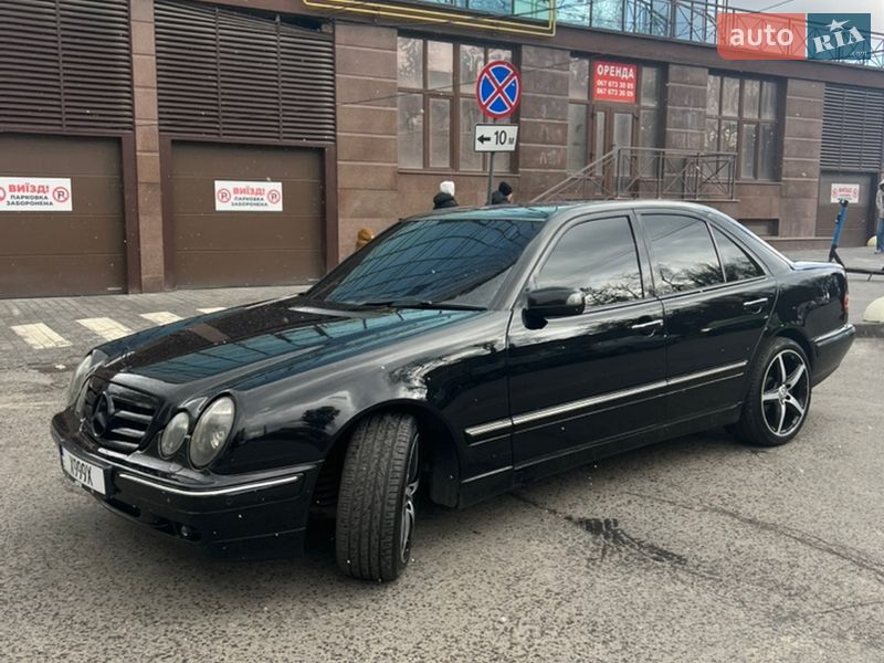 Седан Mercedes-Benz E-Class 2000 в Хмельницком