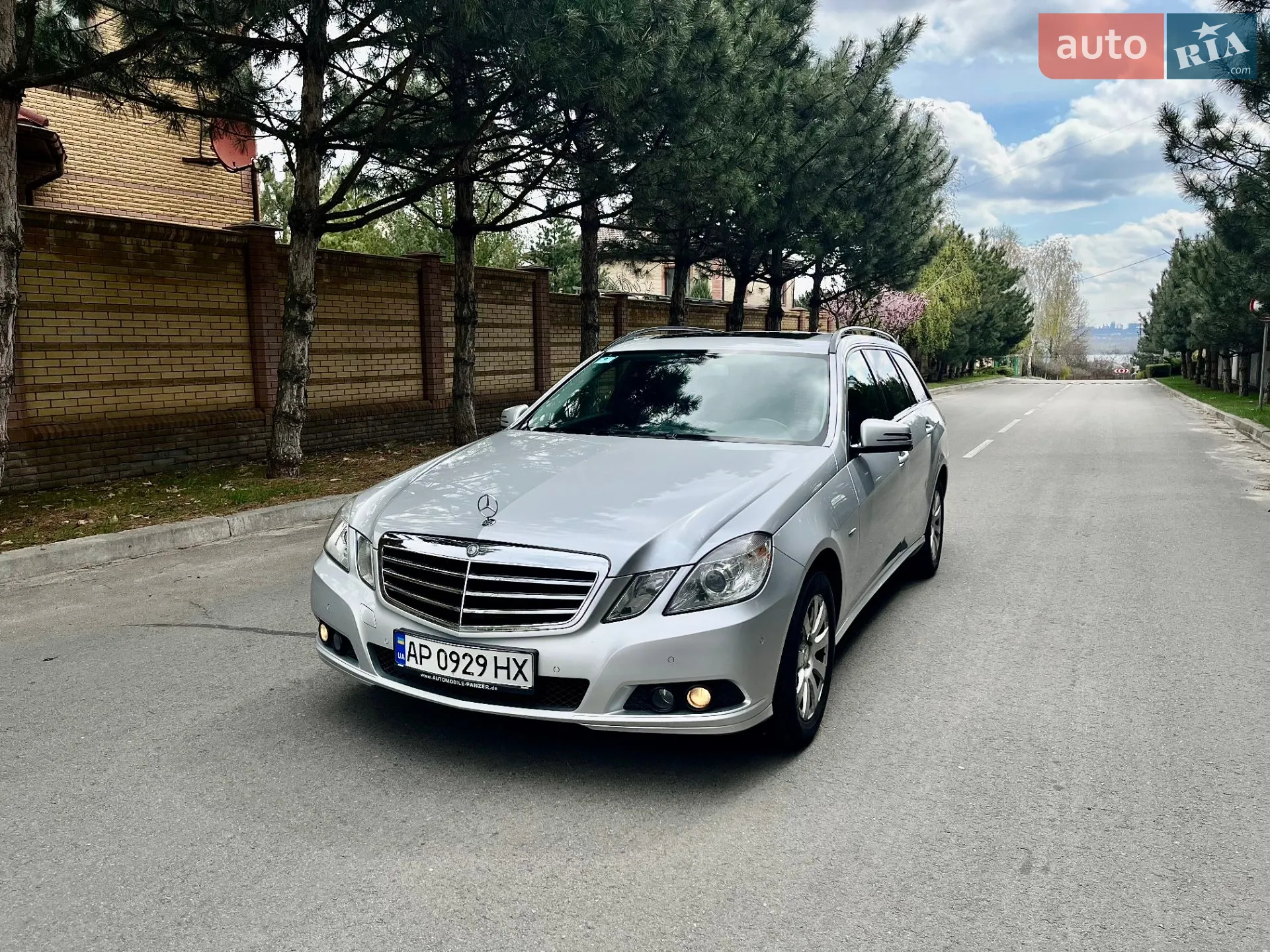 2010 Mercedes-Benz E-klasse - мініатюра 3