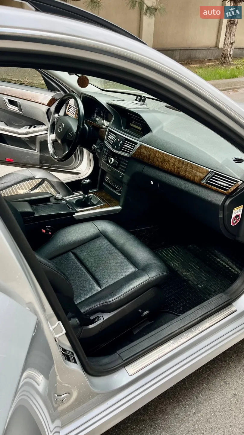 2010 Mercedes-Benz E-klasse - мініатюра 14
