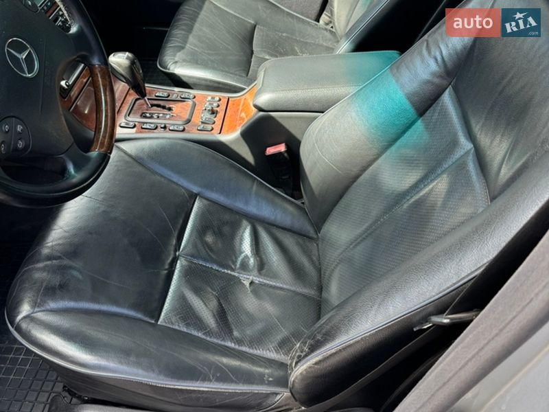 Седан Mercedes-Benz E-Class 2001 в Луцке