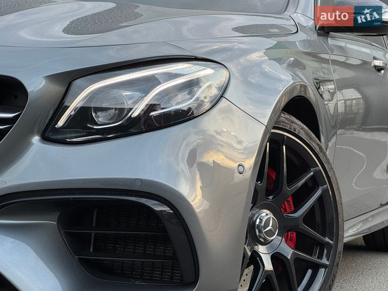 Седан Mercedes-Benz E-Class 2017 в Киеве