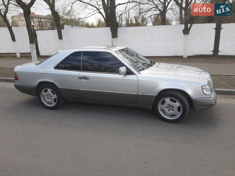 Купе Mercedes-Benz E-Class 1994 в Днепре