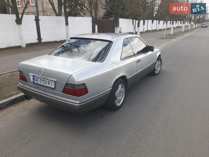 Купе Mercedes-Benz E-Class 1994 в Днепре