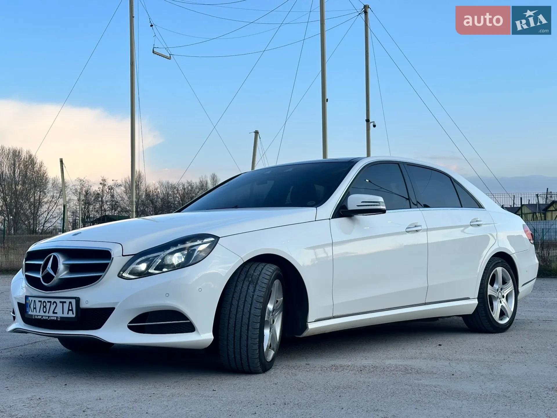 Mercedes-Benz E Class 2014 VIN WDDHF8CB6EA892677 фото оголошення 3 з 5