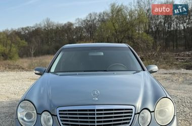 Седан Mercedes-Benz E-Class 2004 в Чернівцях