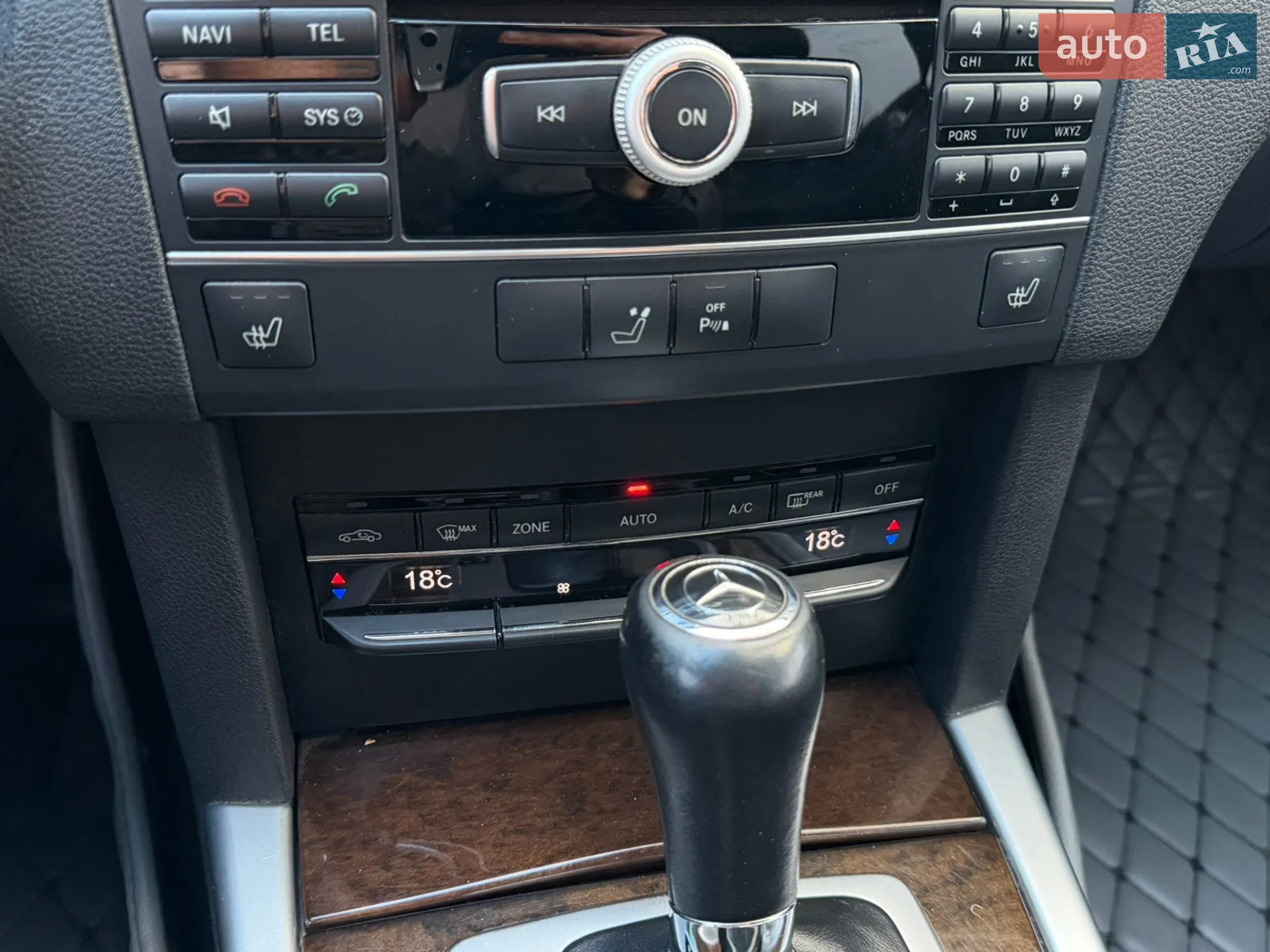 2010 Mercedes-Benz E-klasse - мініатюра 18
