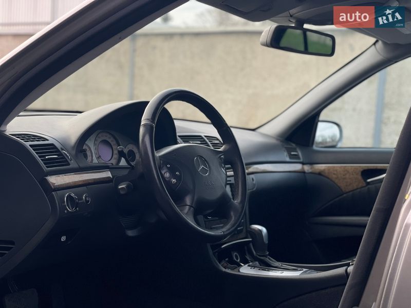Седан Mercedes-Benz E-Class 2006 в Стрые фото 51 Седан Mercedes-Benz E-Class 2006 в Стрые