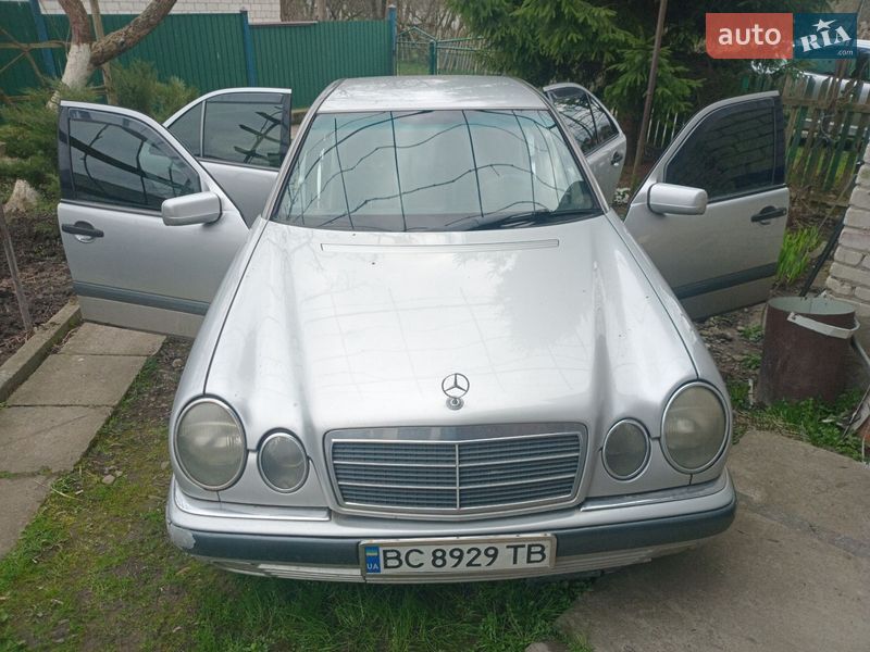 Mercedes-Benz E-Class 1998