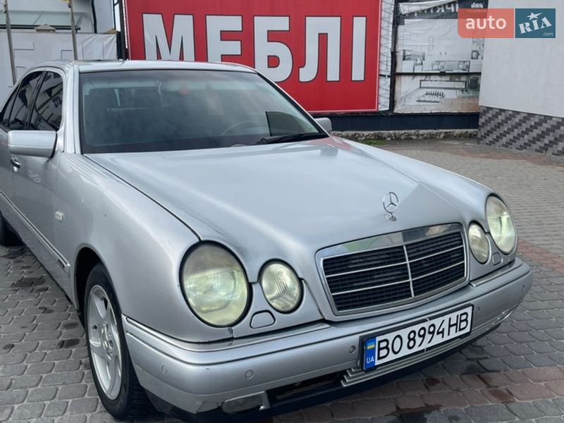 Mercedes-Benz E-Class 1999