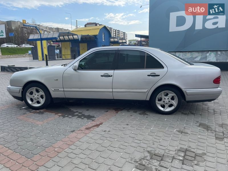 Седан Mercedes-Benz E-Class 1999 в Тернополе