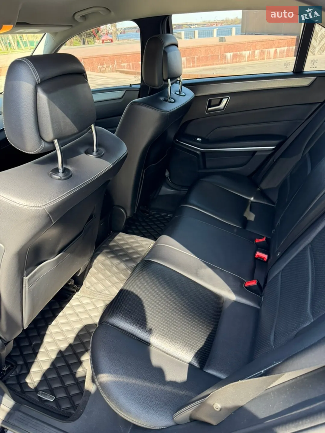 2015 Mercedes-Benz E-klasse - мініатюра 17