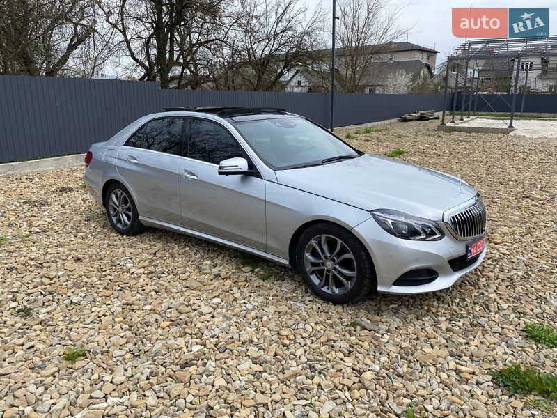 Седан Mercedes-Benz E-Class 2013 в Самборі