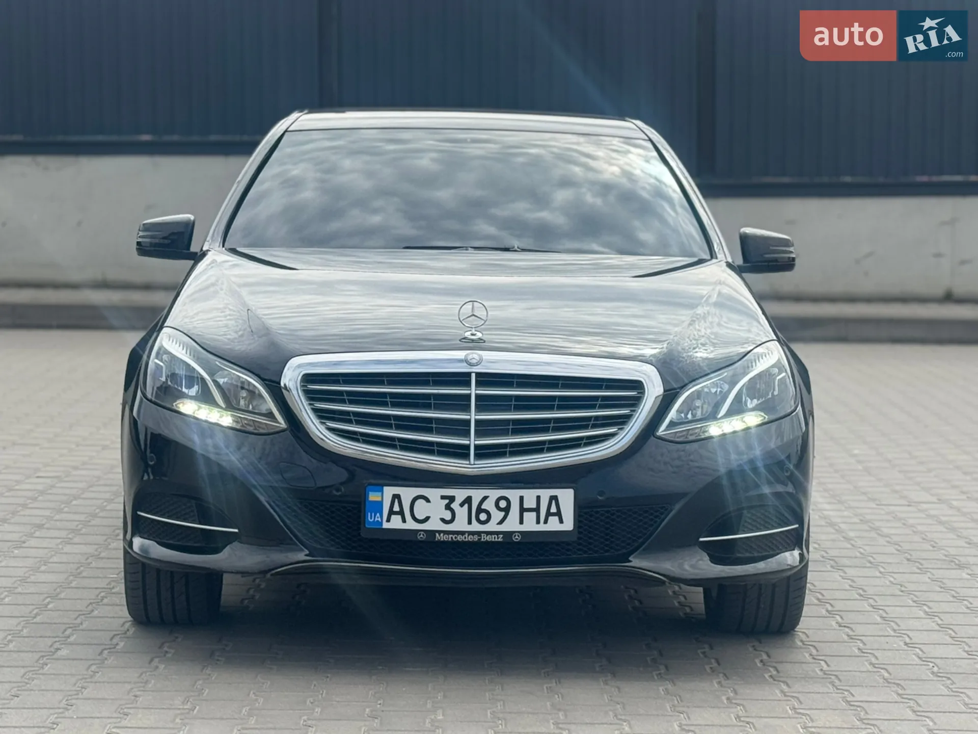 2013 Mercedes-Benz E-klasse - мініатюра 25