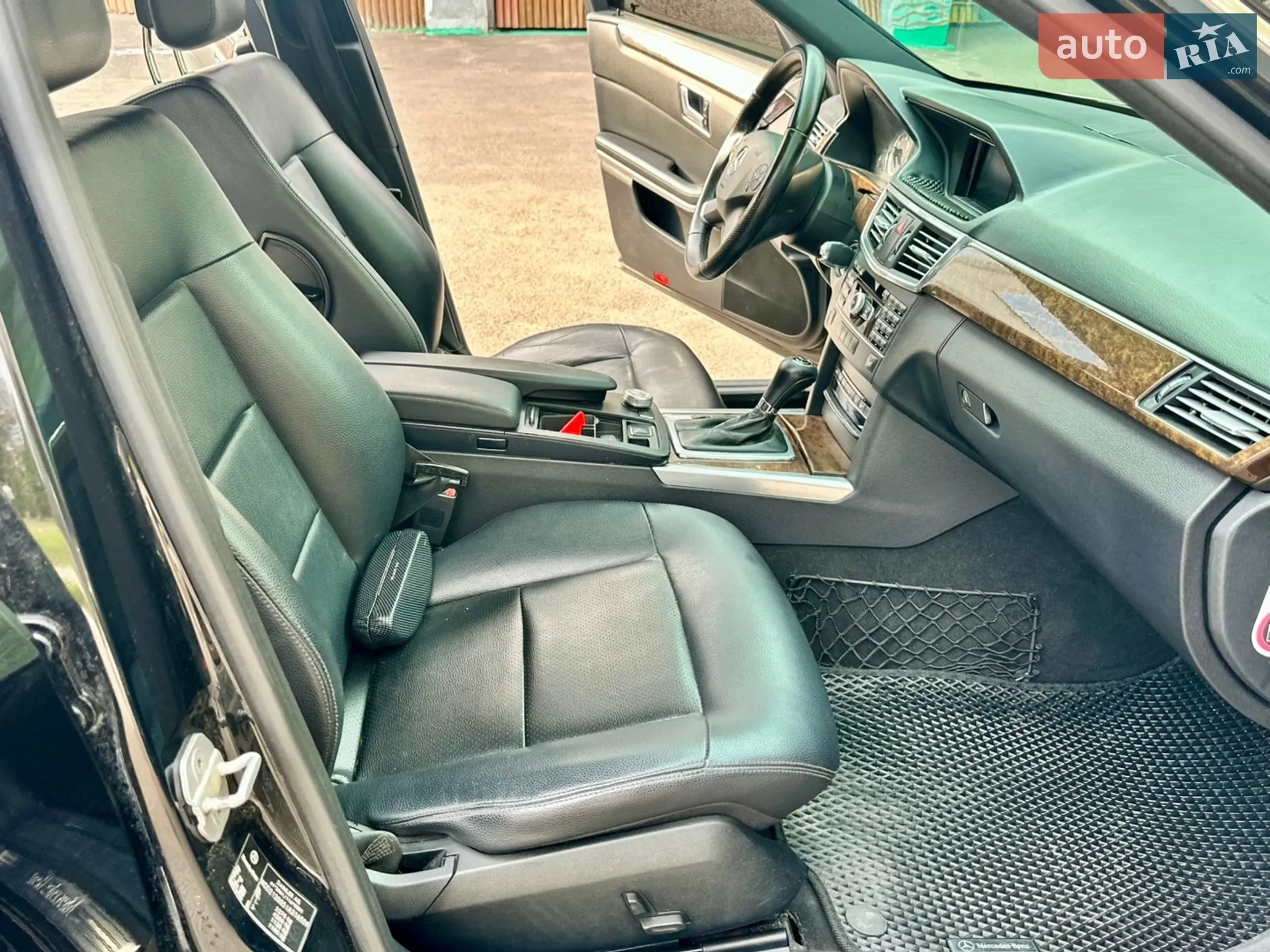 2010 Mercedes-Benz E-klasse - мініатюра 28
