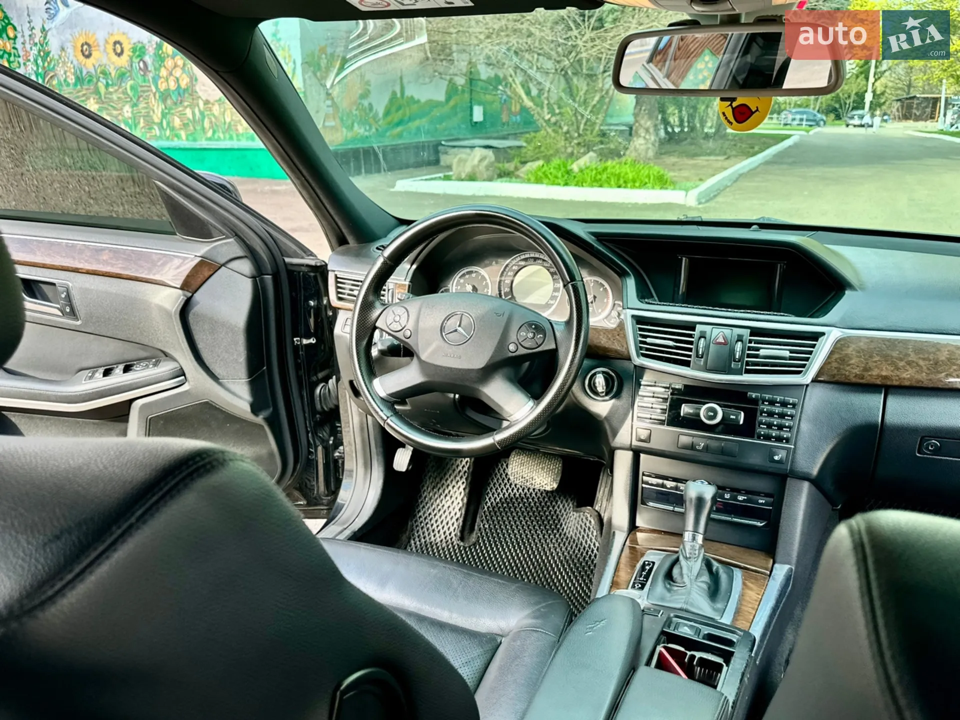 2010 Mercedes-Benz E-klasse - мініатюра 31