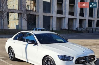 Седан Mercedes-Benz E-Class 2020 в Киеве
