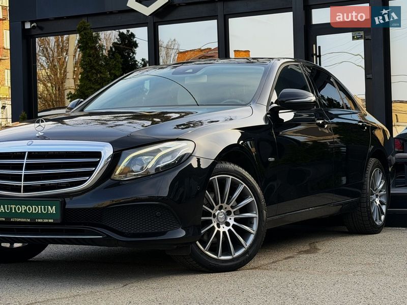 Седан Mercedes-Benz E-Class 2016 в Киеве