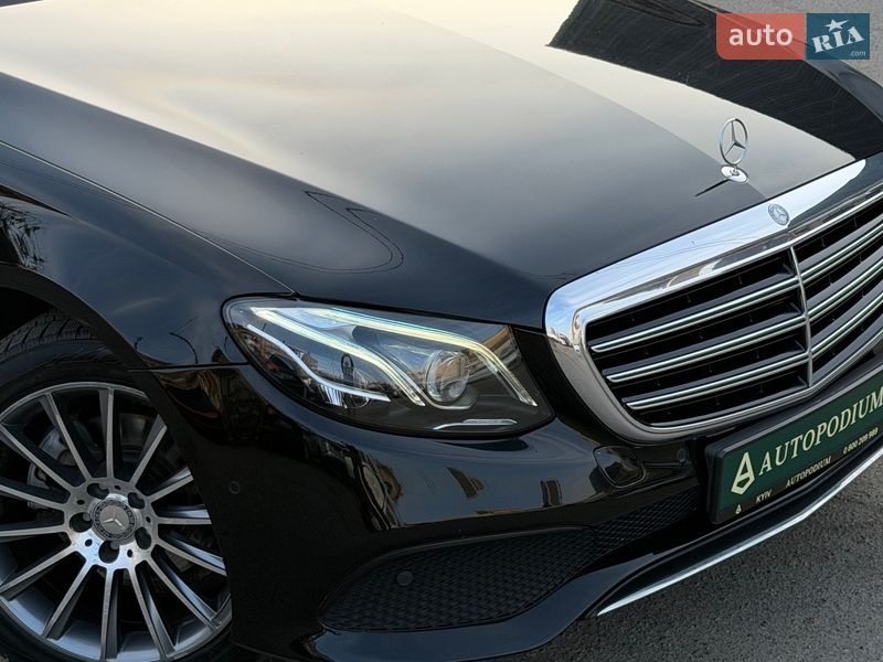 Седан Mercedes-Benz E-Class 2016 в Киеве