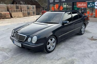 Седан Mercedes-Benz E-Class 2000 в Тернополе