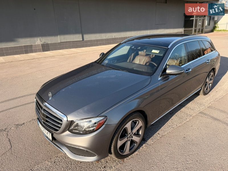 Универсал Mercedes-Benz E-Class 2016 в Львове