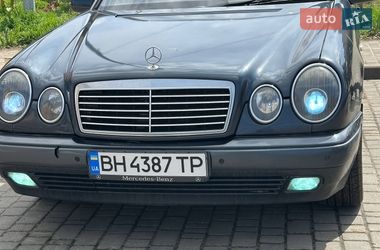 Седан Mercedes-Benz E-Class 1996 в Одессе