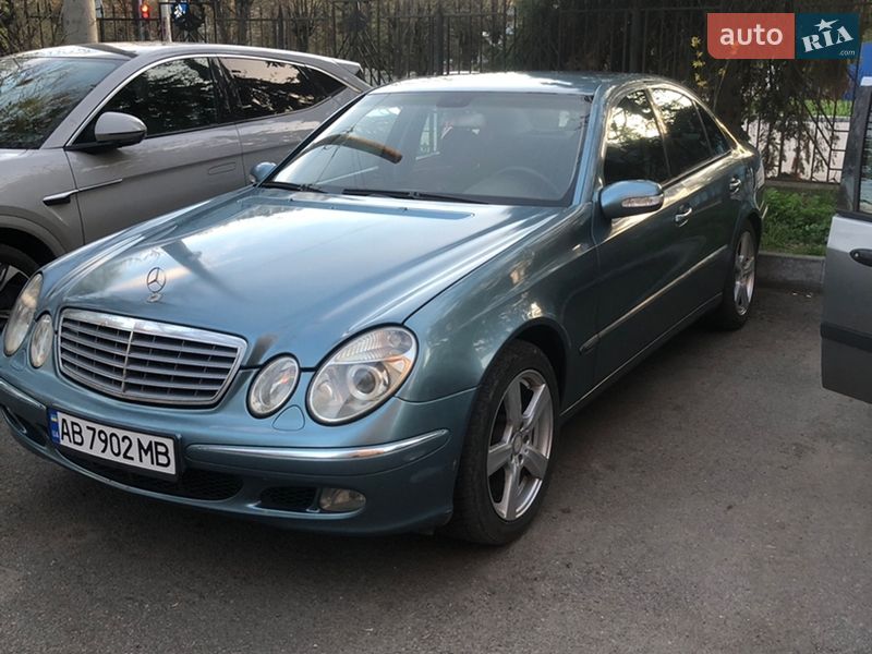 Седан Mercedes-Benz E-Class 2002 в Вінниці