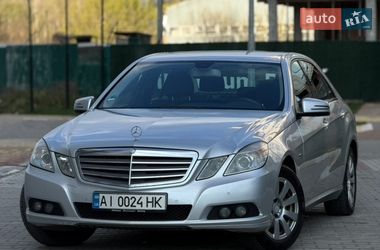 Седан Mercedes-Benz E-Class 2009 в Буче