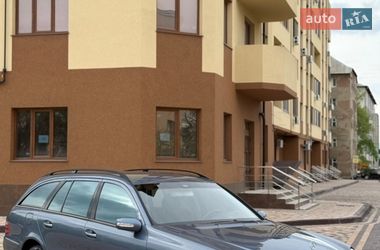 Універсал Mercedes-Benz E-Class 2005 в Ізмаїлі