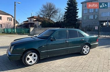 Седан Mercedes-Benz E-Class 1997 в Бродах